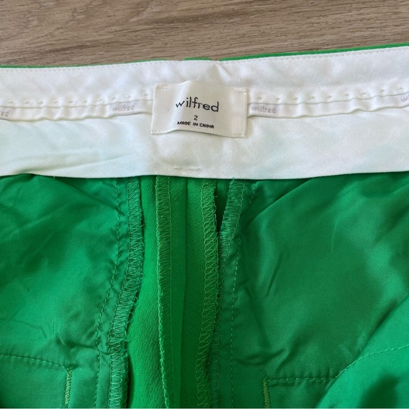 Aritzia Green Women's Pants - Picture 4 of 5